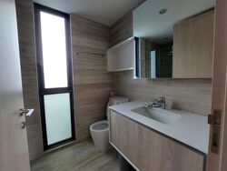J Gateway (D22), Condominium #458589841